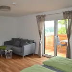 Biohof Auinger, Der Tiererlebnishof *