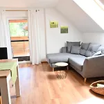 Biohof Auinger, Der Tiererlebnishof Aurach am Hongar