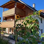 Apartment Biohof Auinger, Der Tiererlebnishof