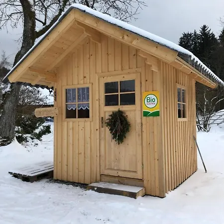 Biohof Auinger, Der Tiererlebnishof Aurach am Hongar