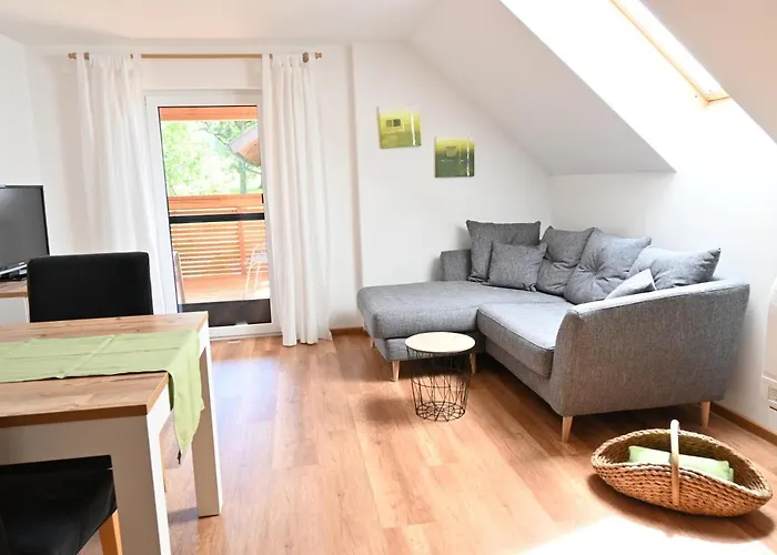 Biohof Auinger, Der Tiererlebnishof Aurach am Hongar