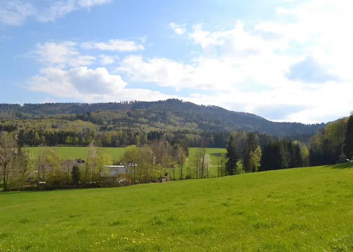 Biohof Auinger, Der Tiererlebnishof 公寓 Aurach am Hongar