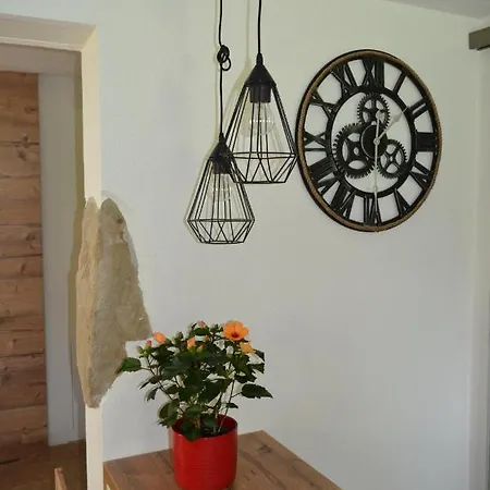 Apartment Biohof Auinger, Der Tiererlebnishof *