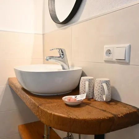 Biohof Auinger, Der Tiererlebnishof Apartment
