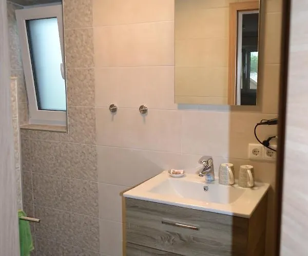 Biohof Auinger, Der Tiererlebnishof Daire *